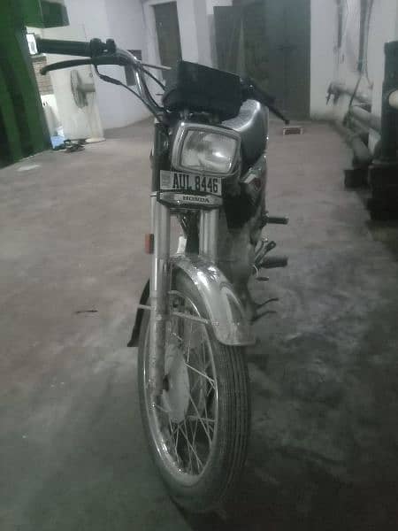 Honda 125 2024 model in black colour 0