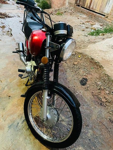 suzuki GS 150cc self start 2