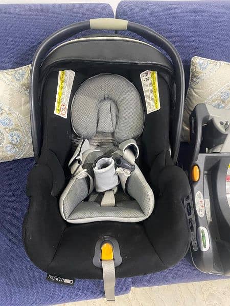 car seat + carry cot 2