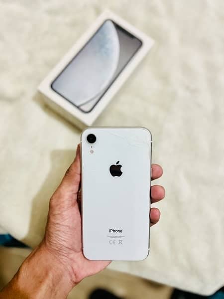 iphone Xr factory unlocked non pta 128gb 4