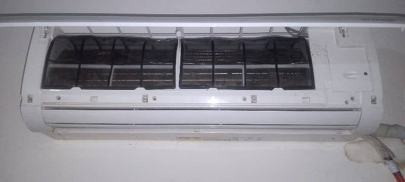 Haier 1.5 Ton Split Inverter AC for Very good Condition. (R-410A) 6