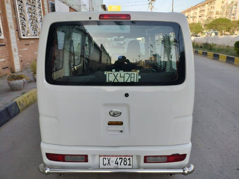 Daihatsu Hijet 2012 4