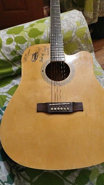 Jumbo Acoustic Guitar 0