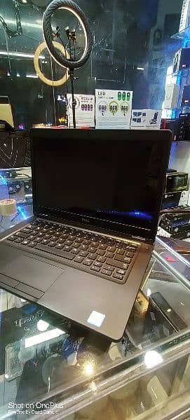 Dell latitude 5480 core i5 7th generation Ram 8gb SSD 256 GB 4