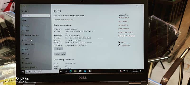 Dell latitude 5480 core i5 7th generation Ram 8gb SSD 256 GB 5