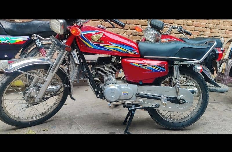 Honda 125 upgraded to 2024 3