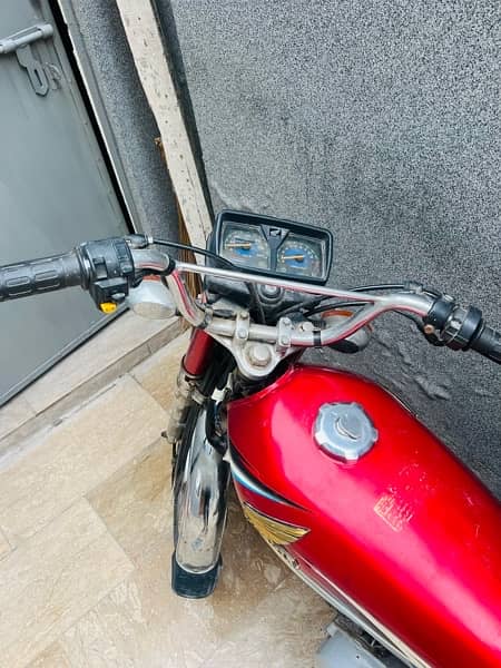 honda CG 125 red 2012 model 4