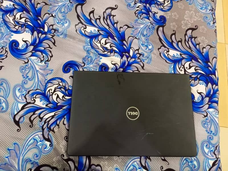 Laptop Dell 4