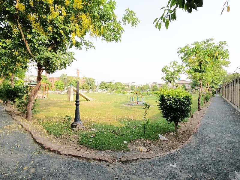 1 Kanal Best Location Plot For Built Home And Builder Near Park Mosque Market Plot For Sale 23