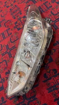 Toyota Yaris Left Headlight