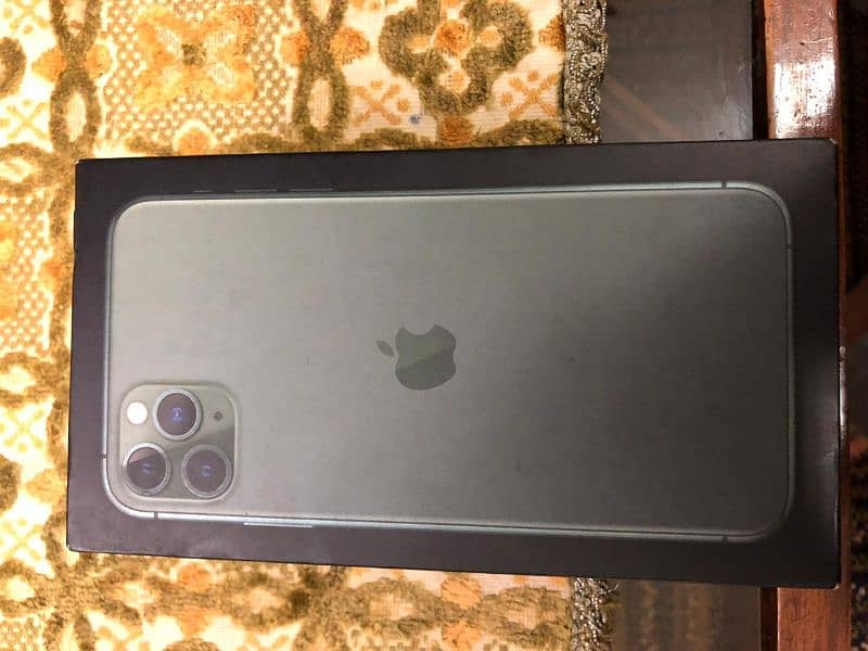 Iphone 11 Pro Max 256 gb 10/10 Condition 2