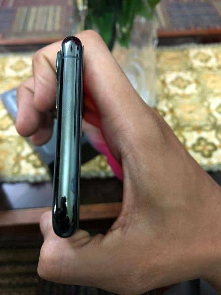 Iphone 11 Pro Max 256 gb 10/10 Condition 6