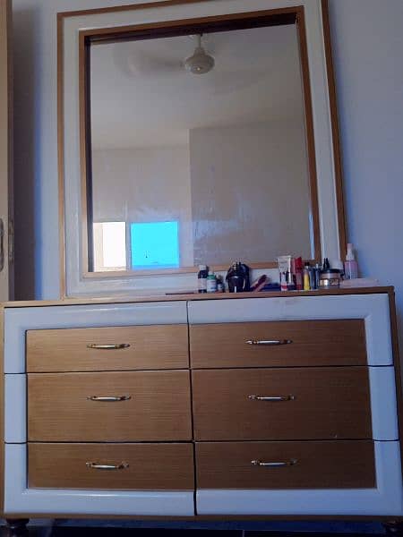 Double bed & Dressing table 1