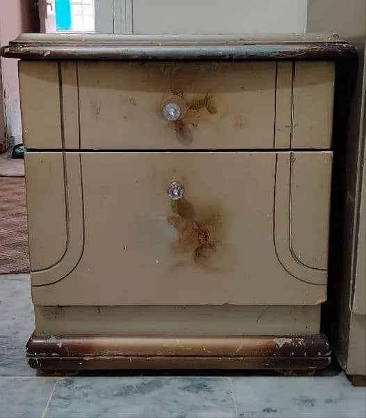 USED FURNITURE FOR SALE. . 4