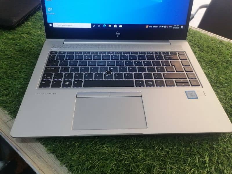 Hp 840 G6 i5 8th gen with Hp new logo 0