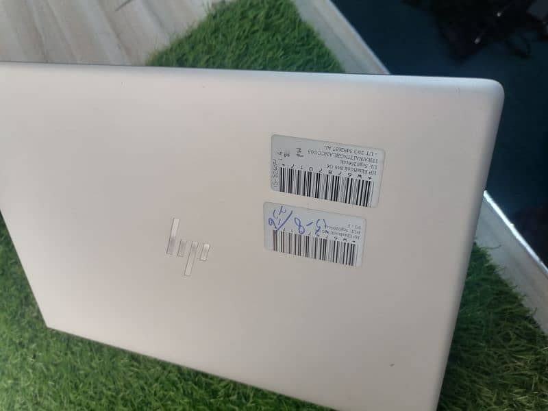 Hp 840 G6 i5 8th gen with Hp new logo 10