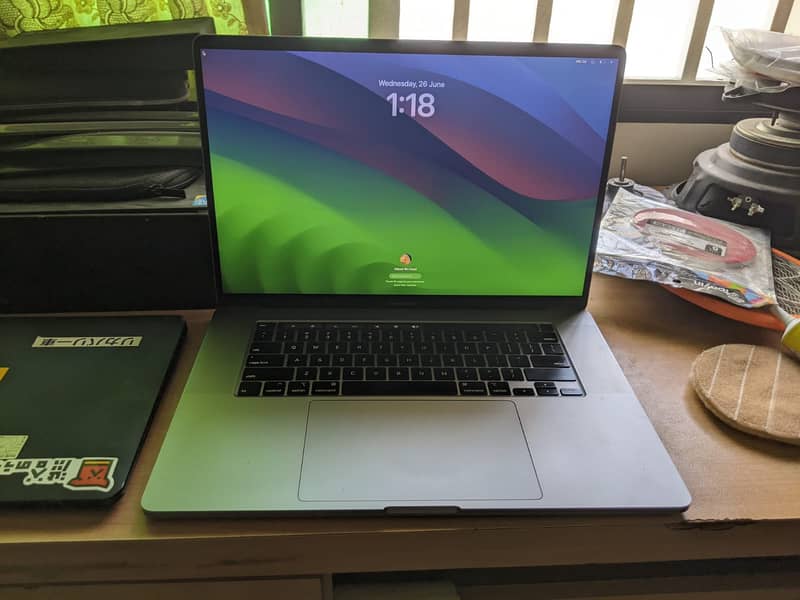 Macbook Pro 2019 16inch Intel Core i7 16gb DDR4 500gb SSD 2