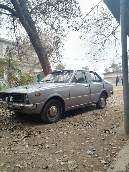 Toyota Corolla XE 1976 7