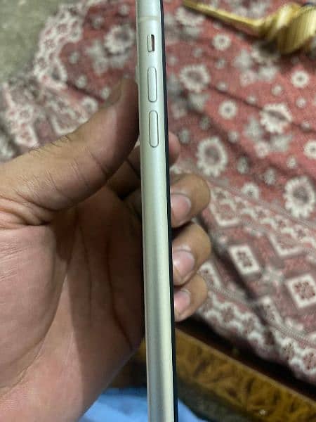 Iphone 11 Icloud lock 64gb read add then contact 4