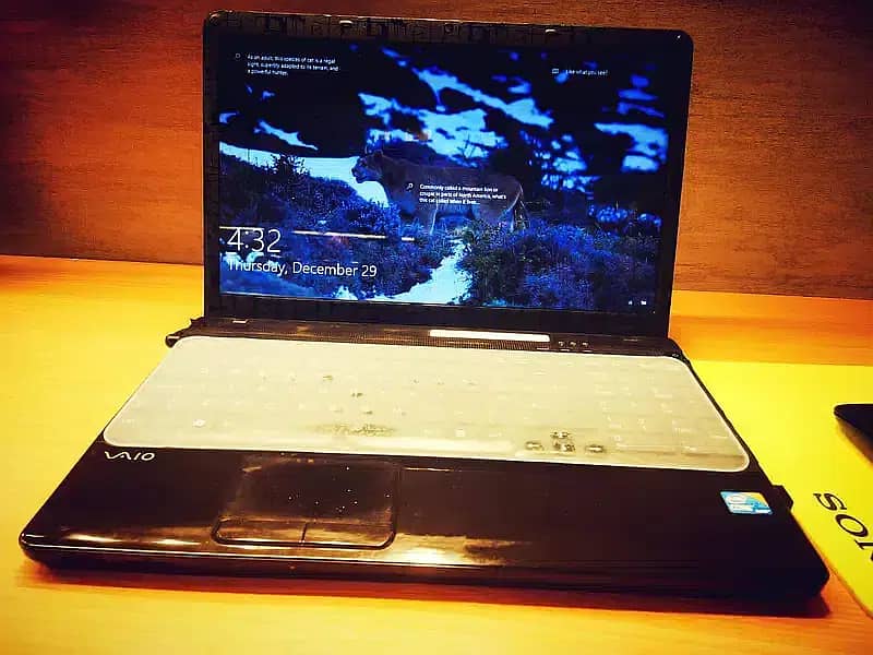 Sony Laptop with Intel Core i3 for Sale - Excellent Condition 0