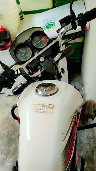 Honda CB125 F May 2024 (27 Latest Serial) 3