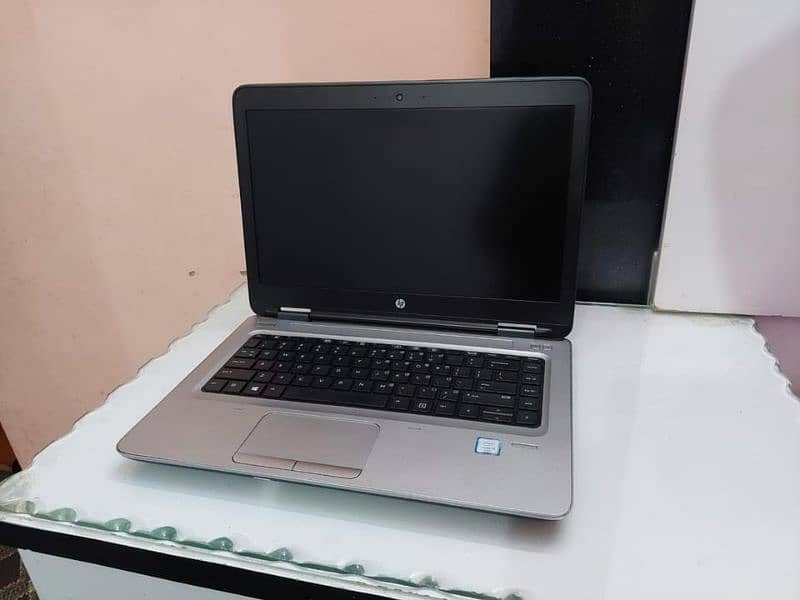 AOA TO EVERYONE. . 

-HP Probook (640 G3)
-CORE I5 7th Generation 9