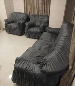 - A CLASS SOFA SET WITH SOFA COVERS 0