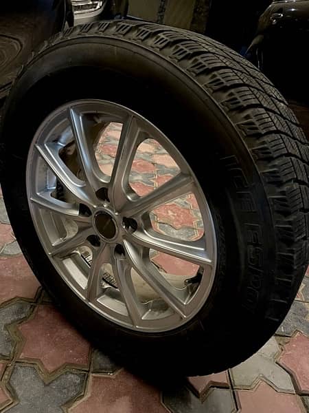 japanese tyres with Alloy wheels  215/60/R16 Honda Vezel 4