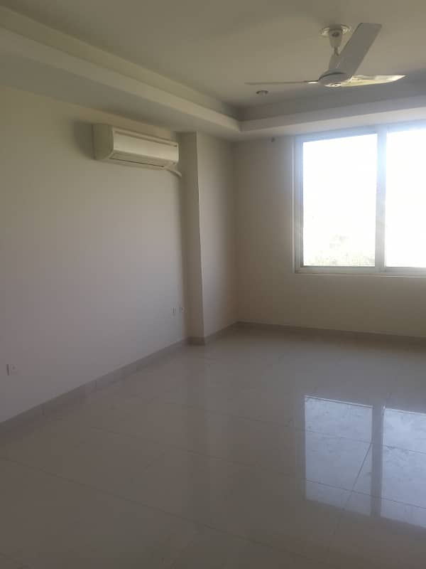 Luxury 2 bedroom unfinished appartment available for sale more details please contact me 12