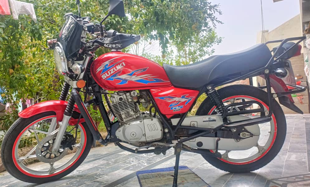 Suzuki GS 150 SE 2021 1