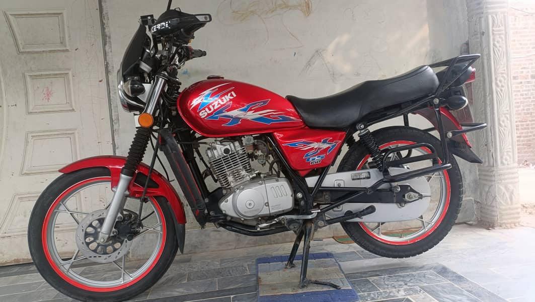 Suzuki GS 150 SE 2021 8