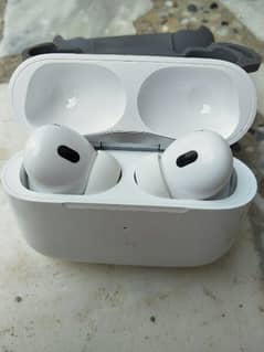 iPhone airpods