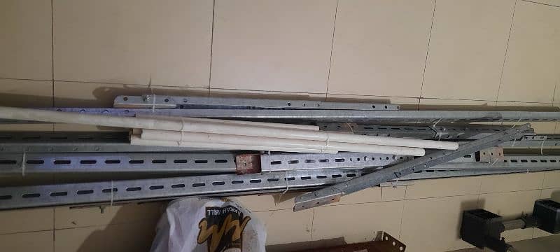 Solar Panels with L2 Structure and Pakistan Cable for sale 2