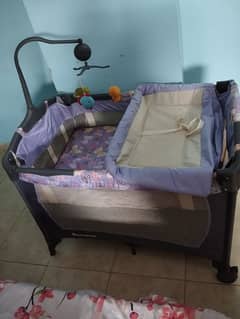 baby cot