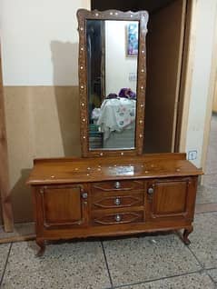 Dressing Table (taali)