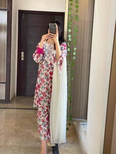 Limited Edition Sale!! Pret Embroidery Lawn Women's Suit3Pcs