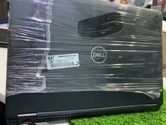 Dell 5490 i5 8th Gen 8 Gb 256 ssd Intel UHD graphics