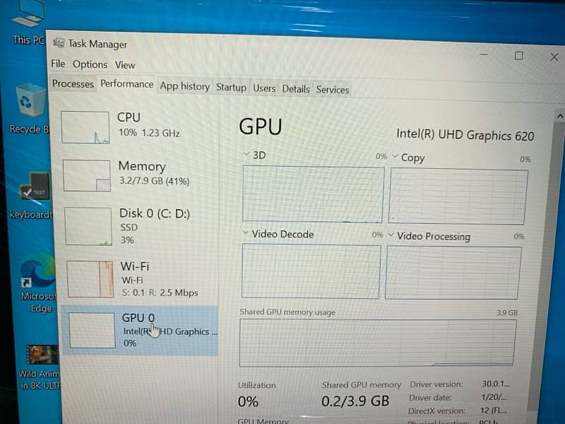 Dell 5490 i5 8th Gen 8 Gb 256 ssd Intel UHD graphics 1