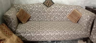 5 seater High back Sofas for sale in used condition