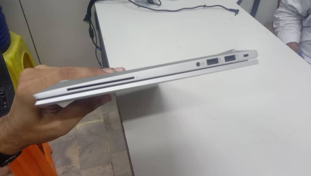 HP Elitebook 840 G7 i7 10 8