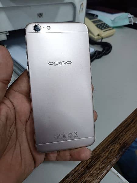 Oppo A57 3