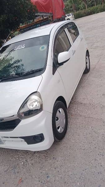 Toyota Pixis Epoch 2013 3