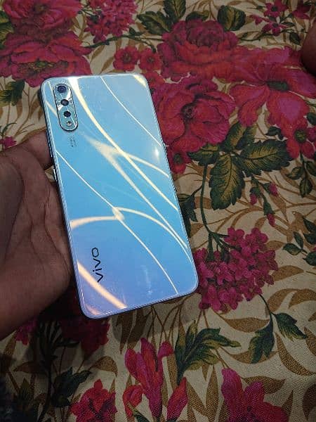 VIVO S1 1