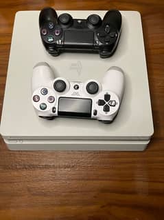 ps4 white limited edition mint condition two controllers