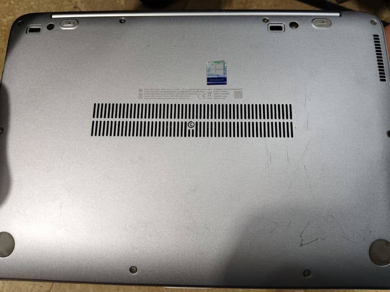 Hp laptop new. condition ten by ten 2