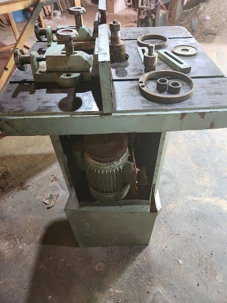 Spindle Machine/Moulder Machine 9