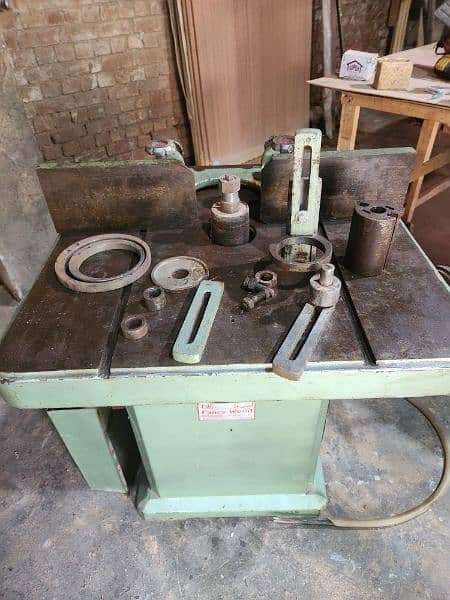 Spindle Machine/Moulder Machine 13