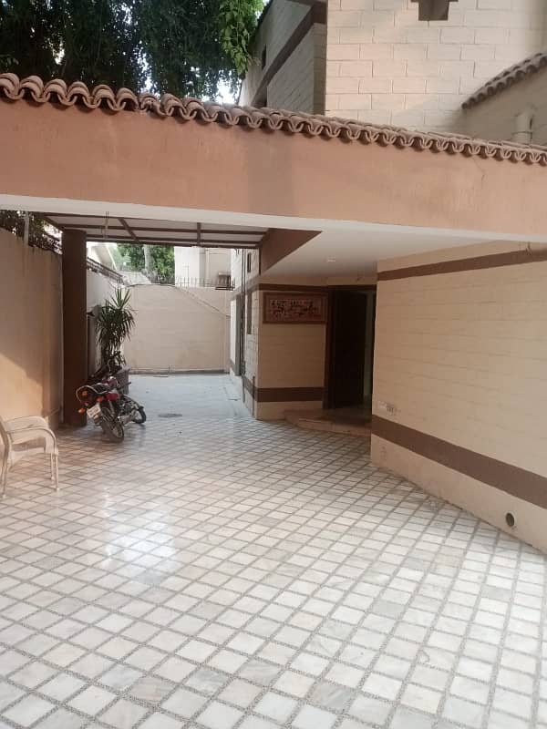 One Kanal House Available For Rent Main Boulevard Gulberg Lahore Can Be Used Silent Office 3