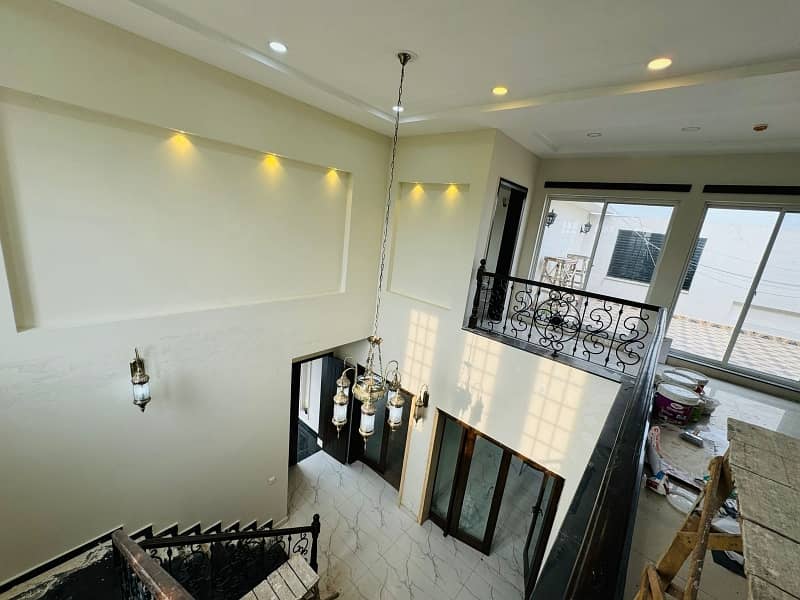 One Kanal House Available For Rent In Phase 7. 22