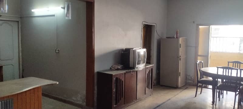 Full Floor Apartment For Sale
Family Building 1